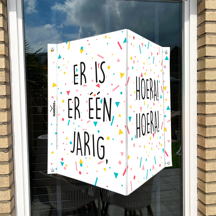 Raambord Er is er één jarig, hoera hoera - Raambordje.nl